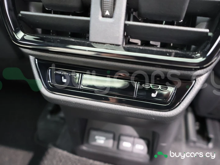 Lexus NX Черный