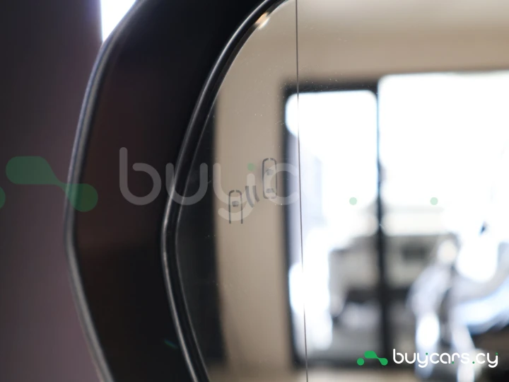 Lexus NX Черный