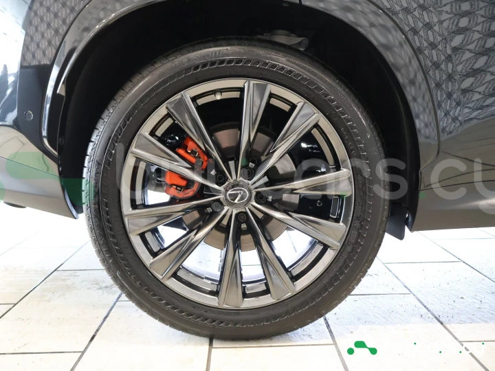 Lexus NX Черный