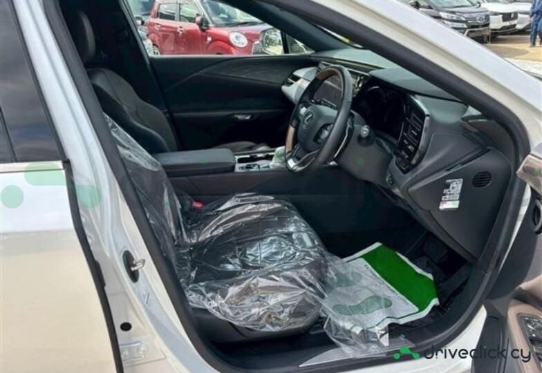 Lexus RX White