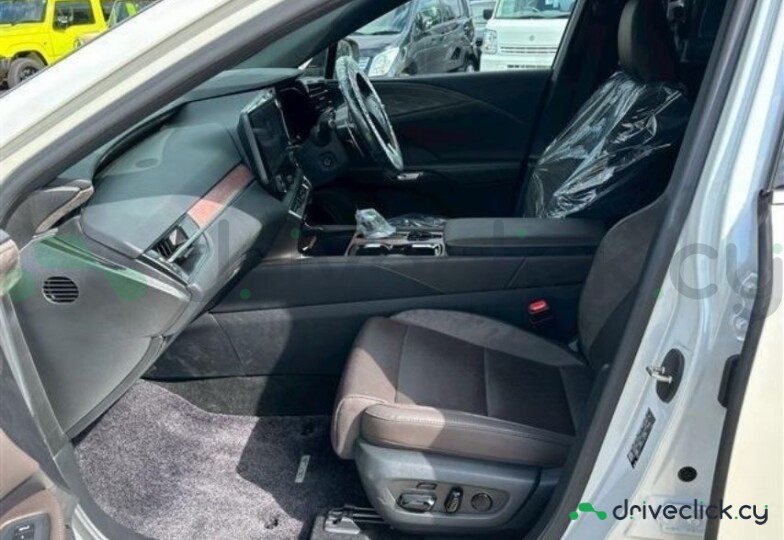 Lexus RX White
