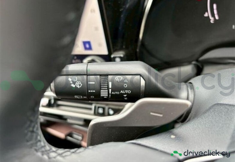 Lexus RX White