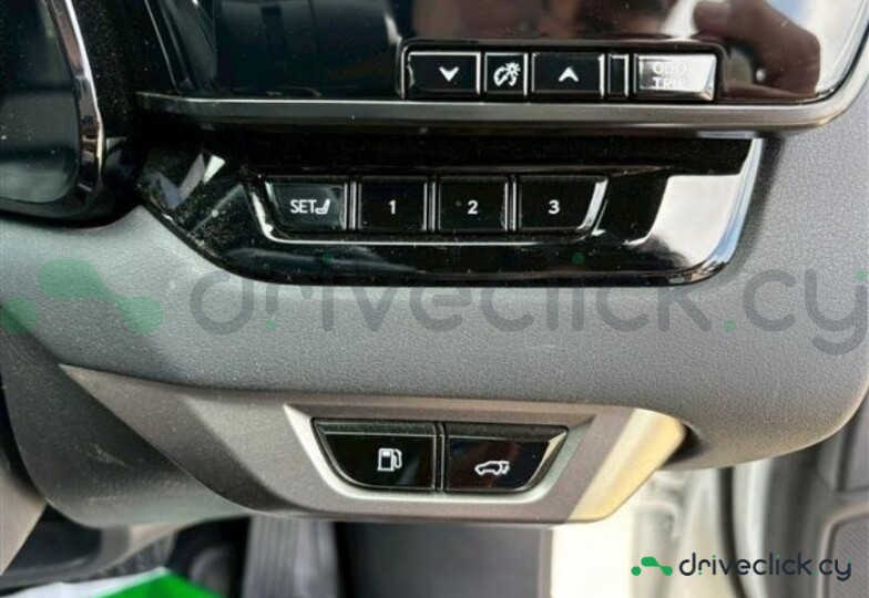 Lexus RX White