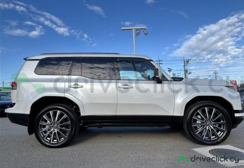 Lexus GX Белый