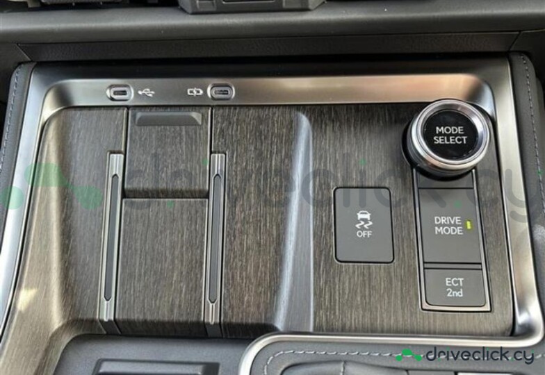 Lexus GX Белый