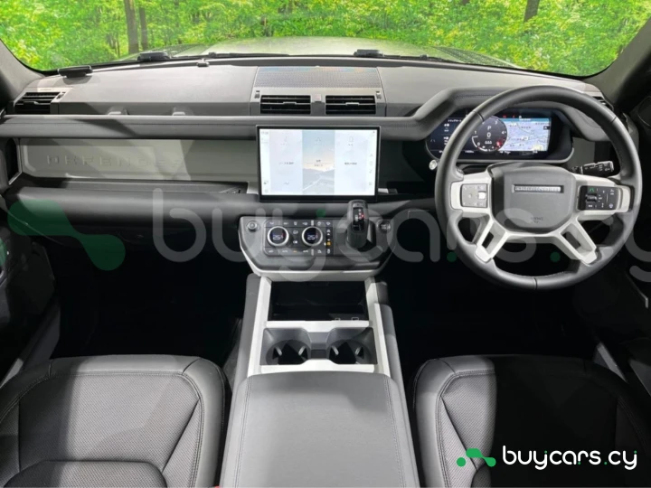 Land Rover Defender Серый