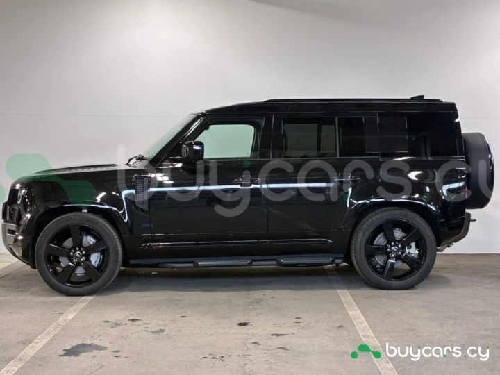 Land Rover Defender Черный