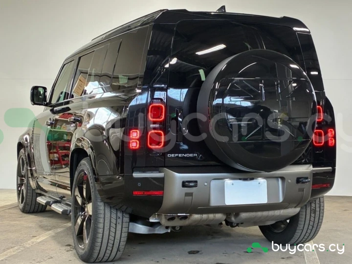 Land Rover Defender Черный
