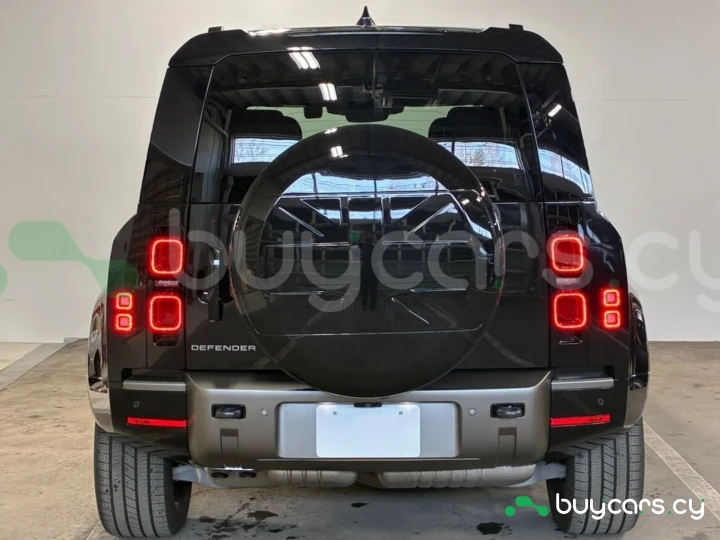 Land Rover Defender Черный