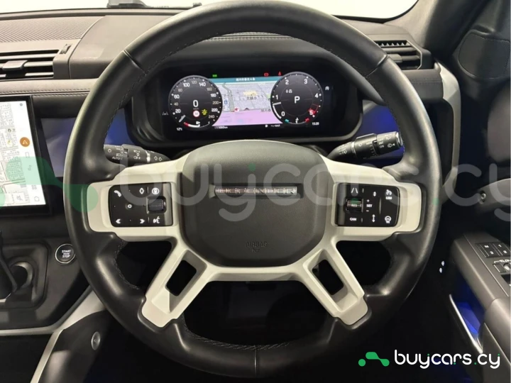 Land Rover Defender Черный