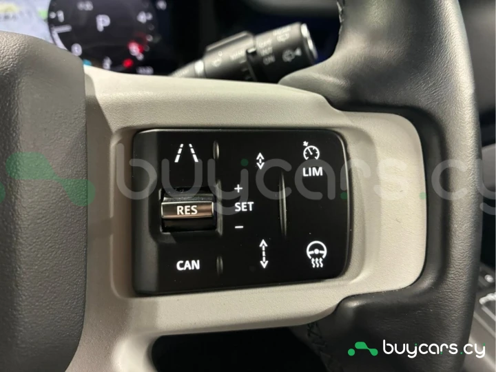 Land Rover Defender Черный