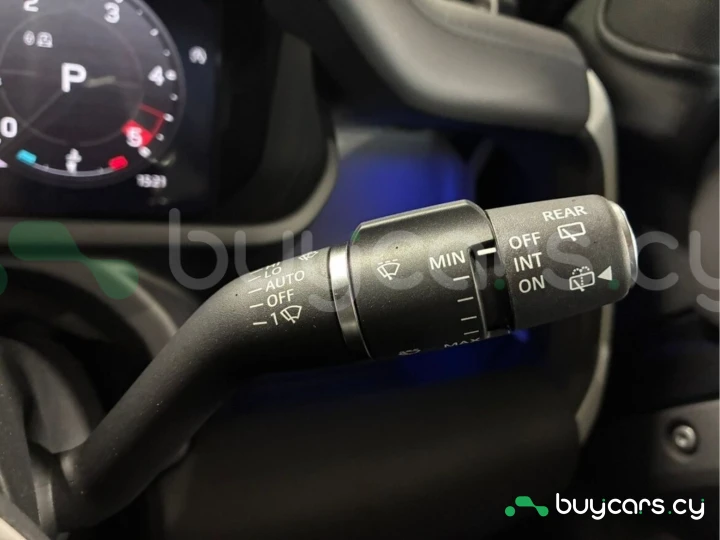 Land Rover Defender Черный