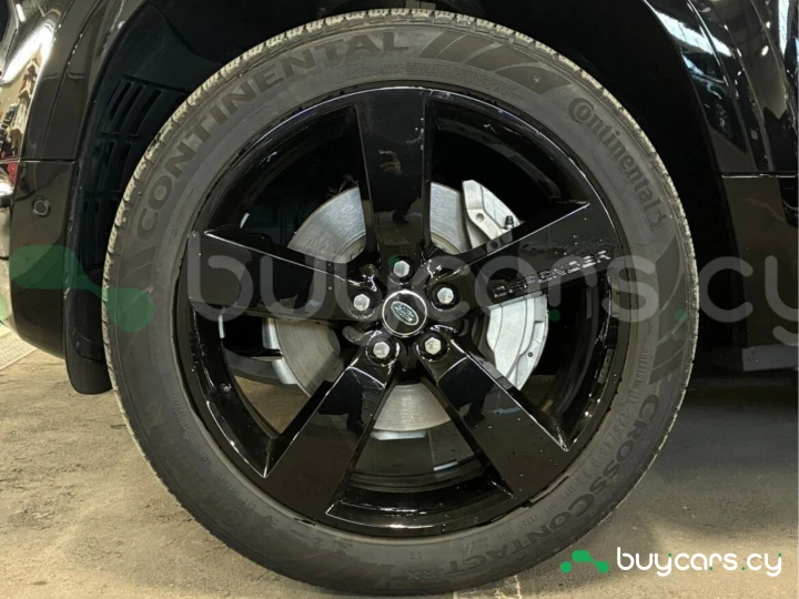 Land Rover Defender Черный