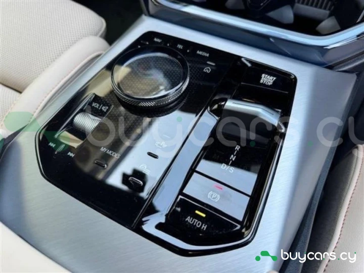 BMW X3 Красный