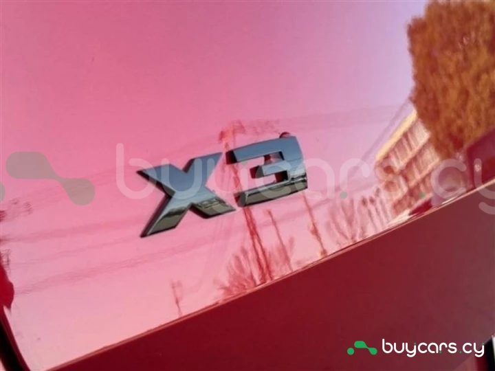 BMW X3 Красный