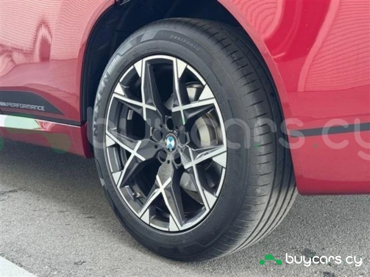 BMW X3 Красный