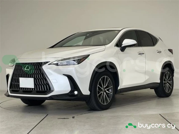 Lexus NX Белый