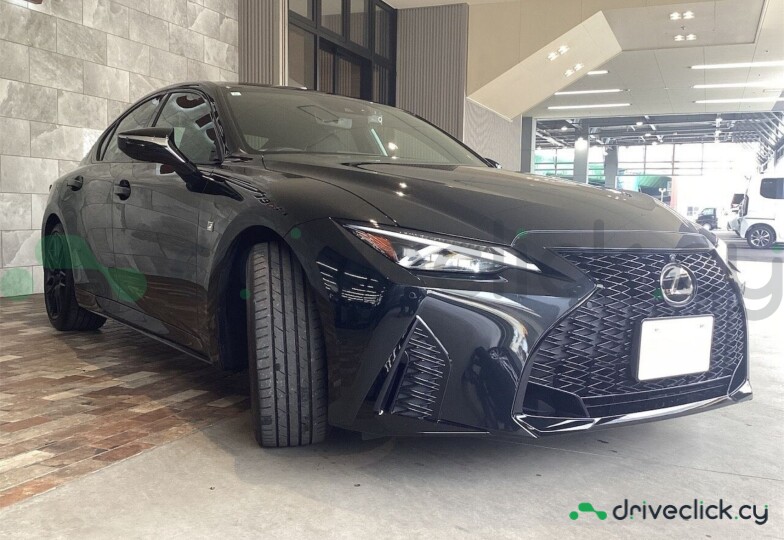 Lexus IS Black