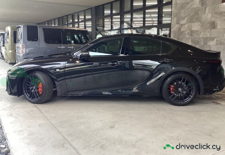 Lexus IS Black