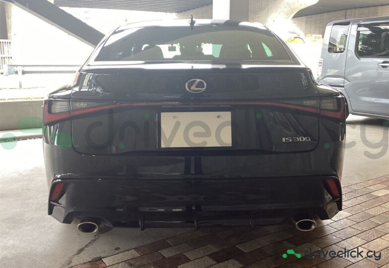 Lexus IS Black