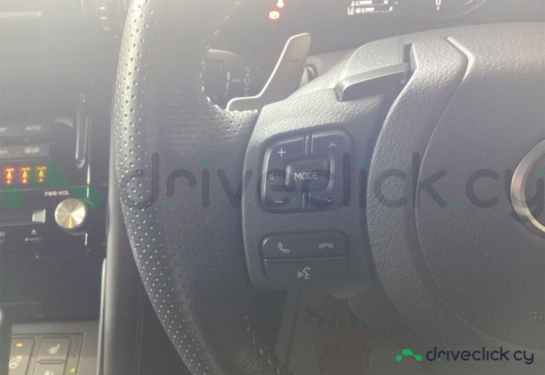 Lexus IS Black