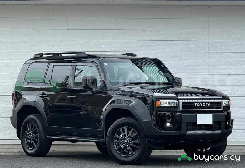 Toyota Land Cruiser 250 Черный