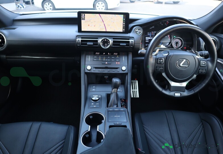 Lexus RC White