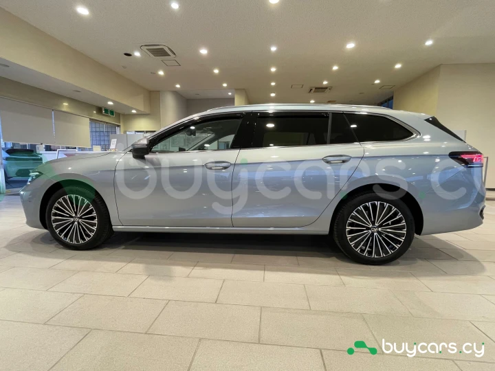 Volkswagen Passat Grey