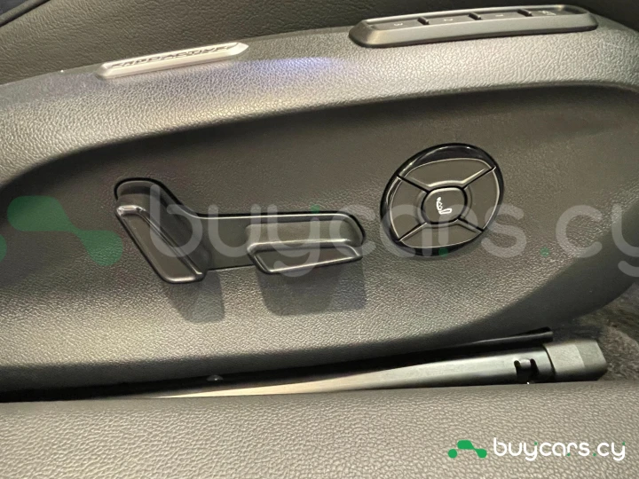 Volkswagen Passat Grey