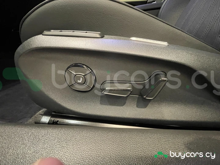 Volkswagen Passat Grey