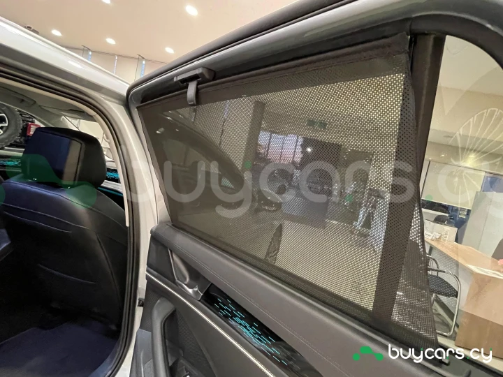 Volkswagen Passat Grey