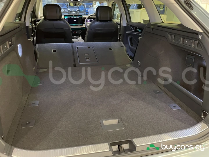 Volkswagen Passat Grey