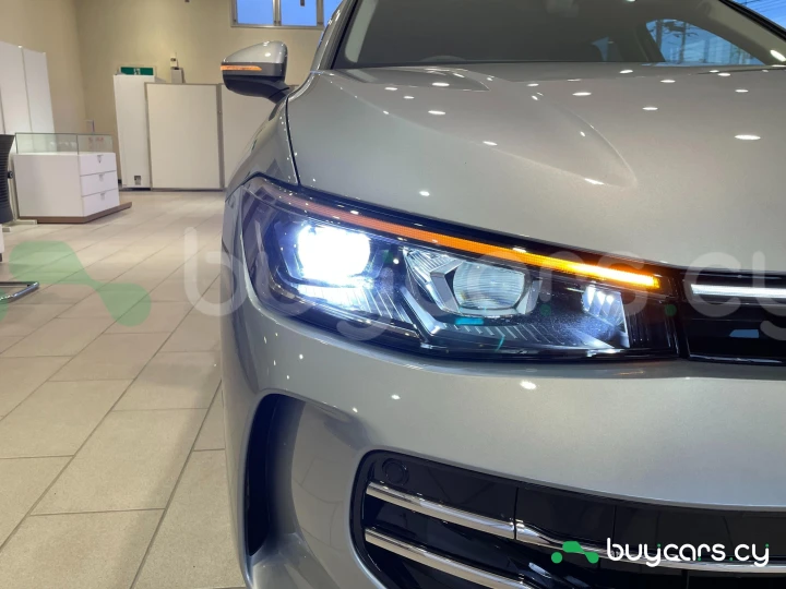 Volkswagen Passat Grey