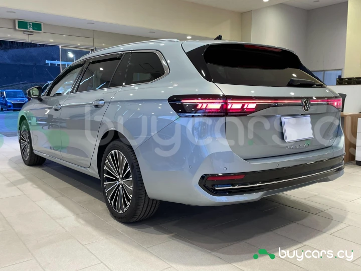 Volkswagen Passat Grey