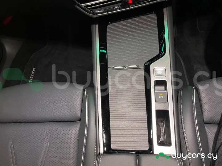 Volkswagen Passat Grey