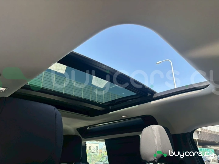 Land Rover Defender Синий