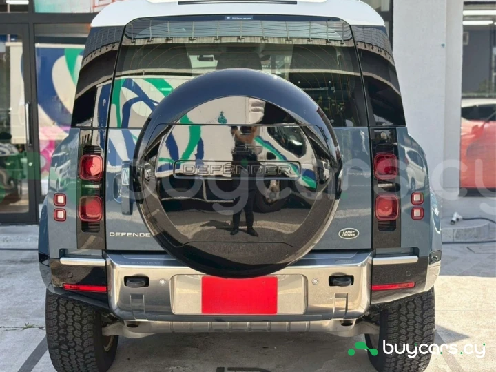 Land Rover Defender Синий