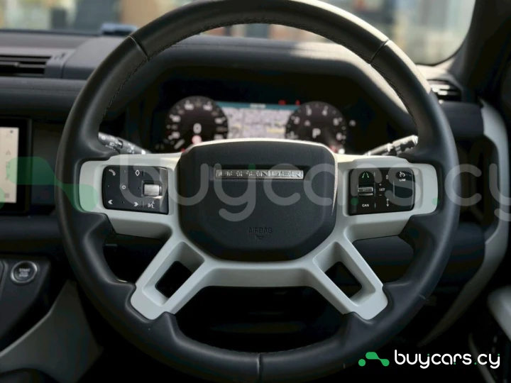 Land Rover Defender Синий