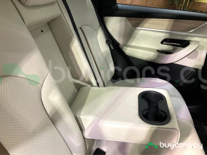 Mazda CX-60 Белый