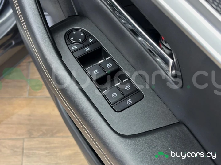 Mazda CX-80 Серый