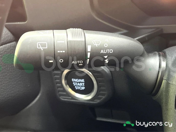 Toyota Land Cruiser 250 Черный