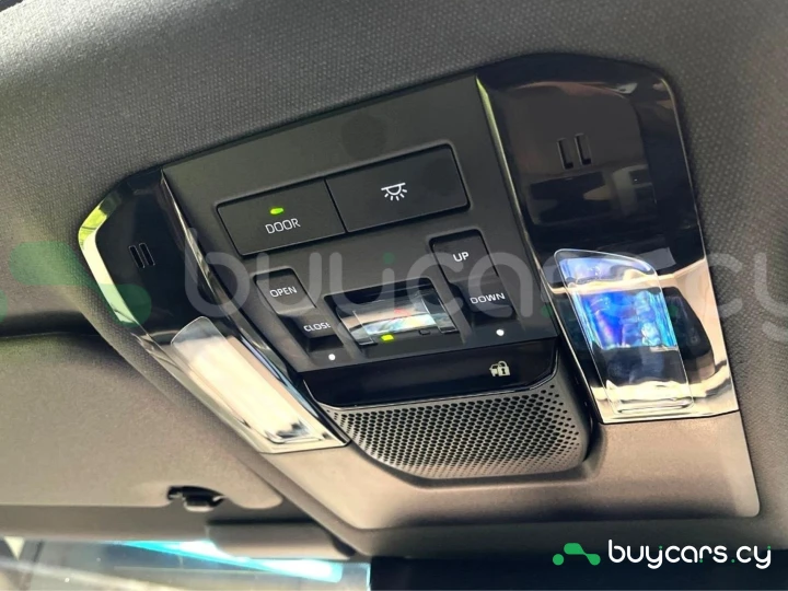 Toyota Land Cruiser 250 Черный