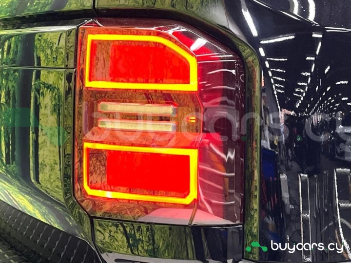 Toyota Land Cruiser 250 Черный