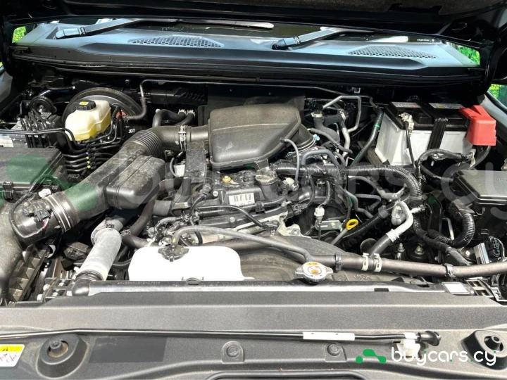 Toyota Land Cruiser 250 Черный