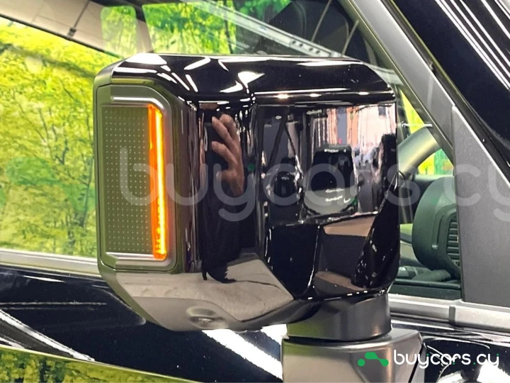 Toyota Land Cruiser 250 Черный