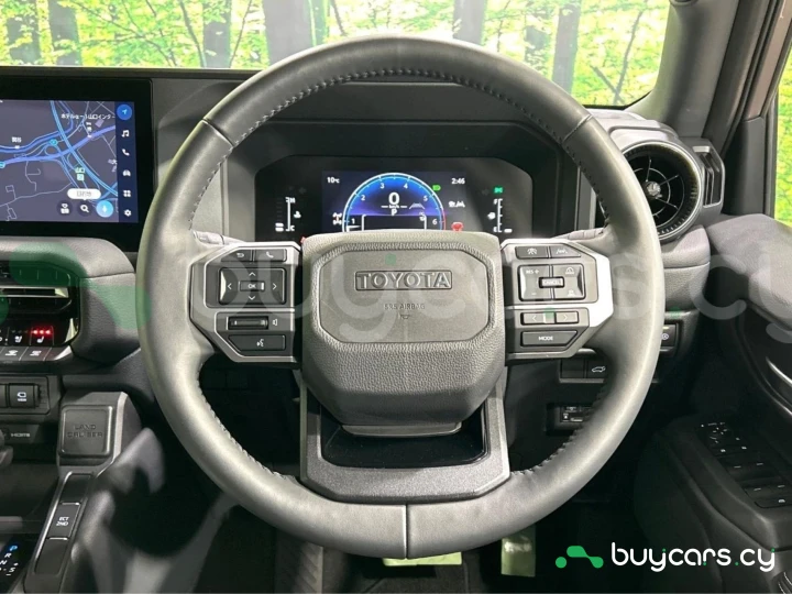 Toyota Land Cruiser 250 Серый