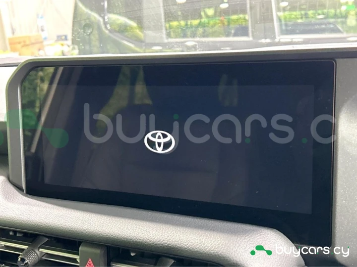 Toyota Land Cruiser 250 Серый