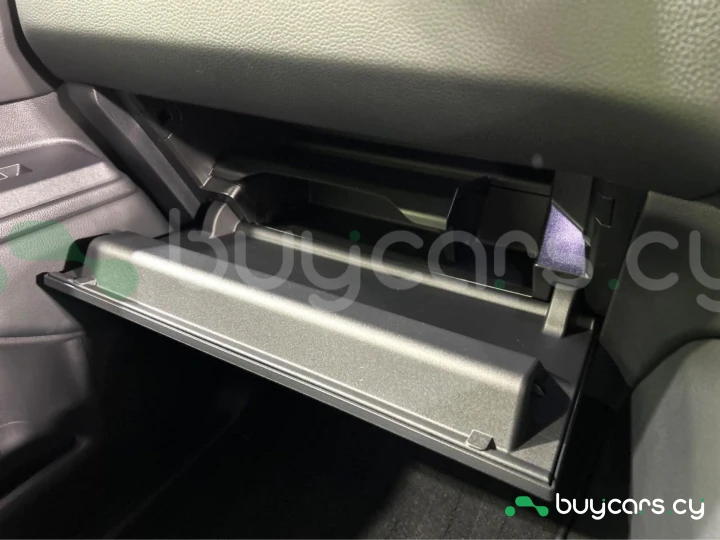 Toyota Land Cruiser 250 Серый