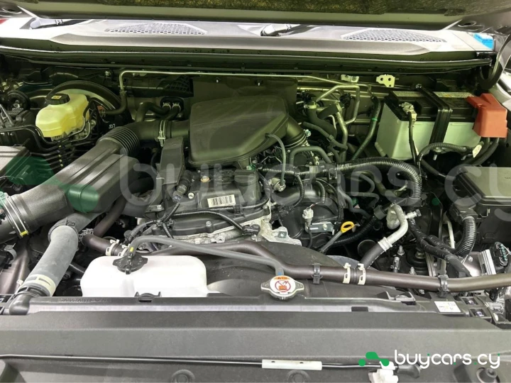 Toyota Land Cruiser 250 Серый