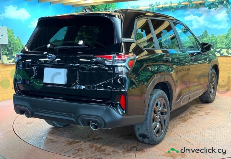 Subaru Forester Black